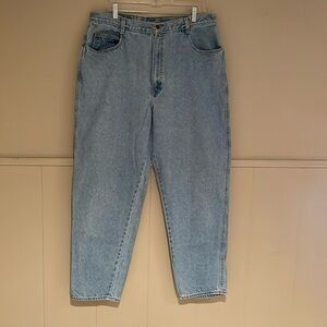 Gitano Straight Leg Jean